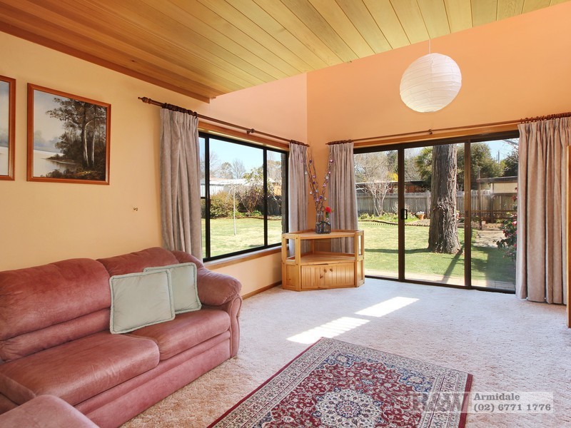 8 Bowman Avenue, Armidale NSW 2350