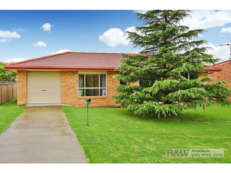 5 Samuelson, Armidale NSW 2350