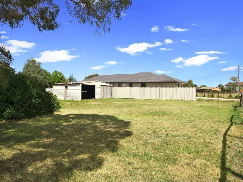 154 Bridge Street, Uralla NSW 2358