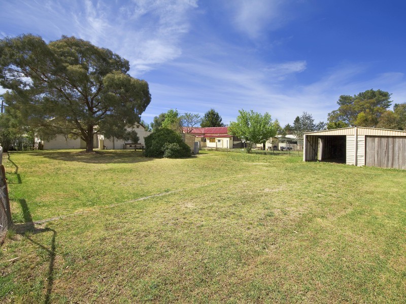 154 Bridge Street, Uralla NSW 2358
