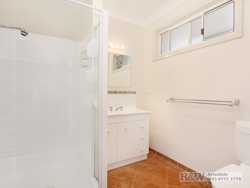 2/38 Rocklea Road, Invergowrie NSW 2350