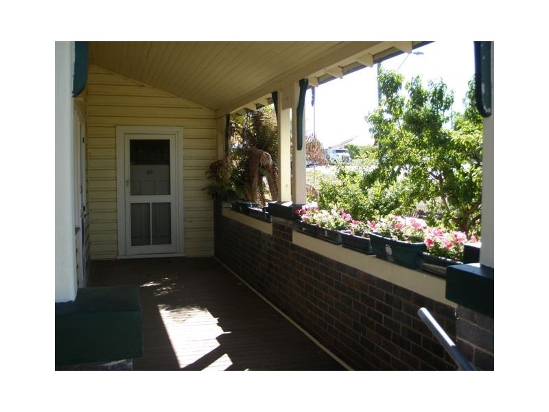 13 Bridge Street, Uralla NSW 2358