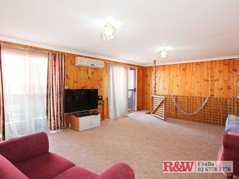 133 Bridge Street, Uralla NSW 2358