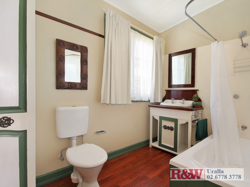 22 McCrossin Street, Uralla NSW 2358