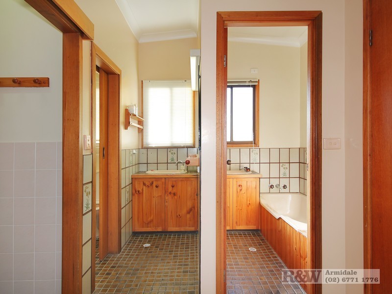 21 Duval Street, Armidale NSW 2350