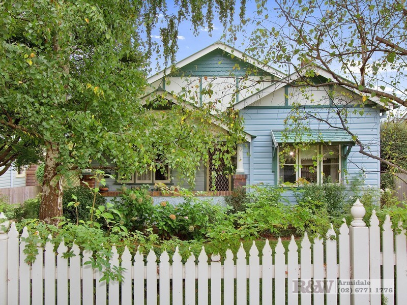 163 Taylor Street, Armidale NSW 2350