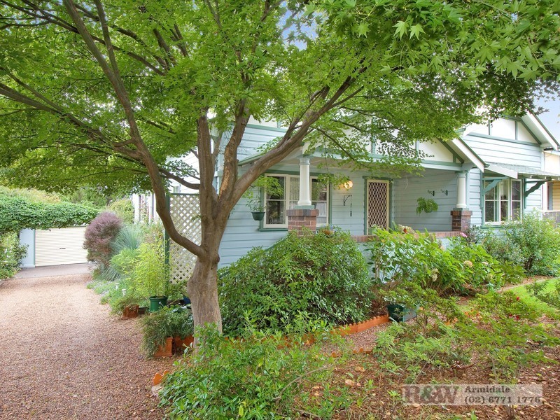 163 Taylor Street, Armidale NSW 2350