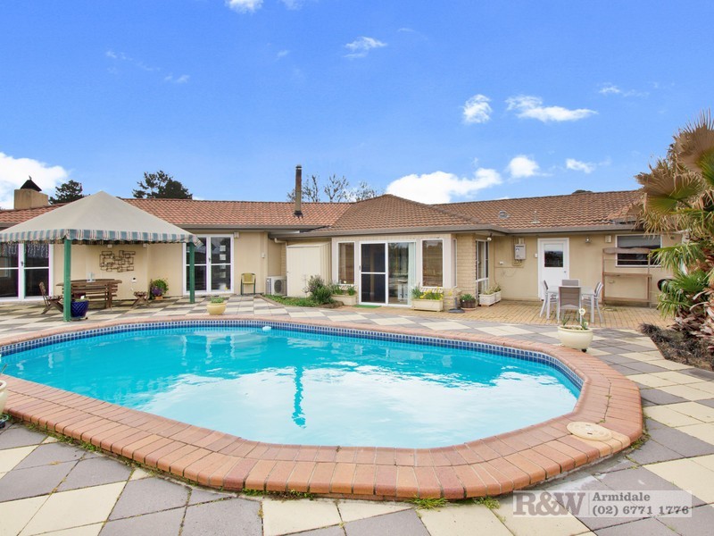 16 Rosetta Court, Saumarez, Armidale NSW 2350