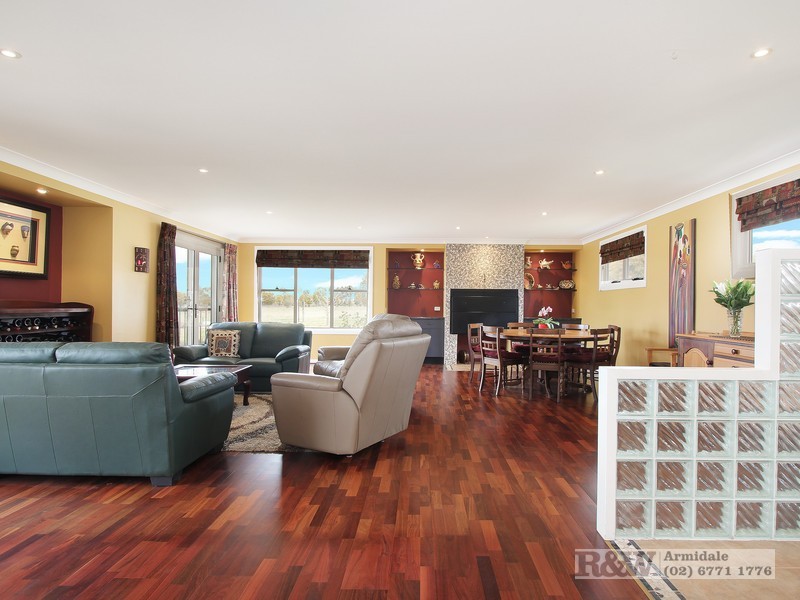 16 Rosetta Court, Saumarez, Armidale NSW 2350