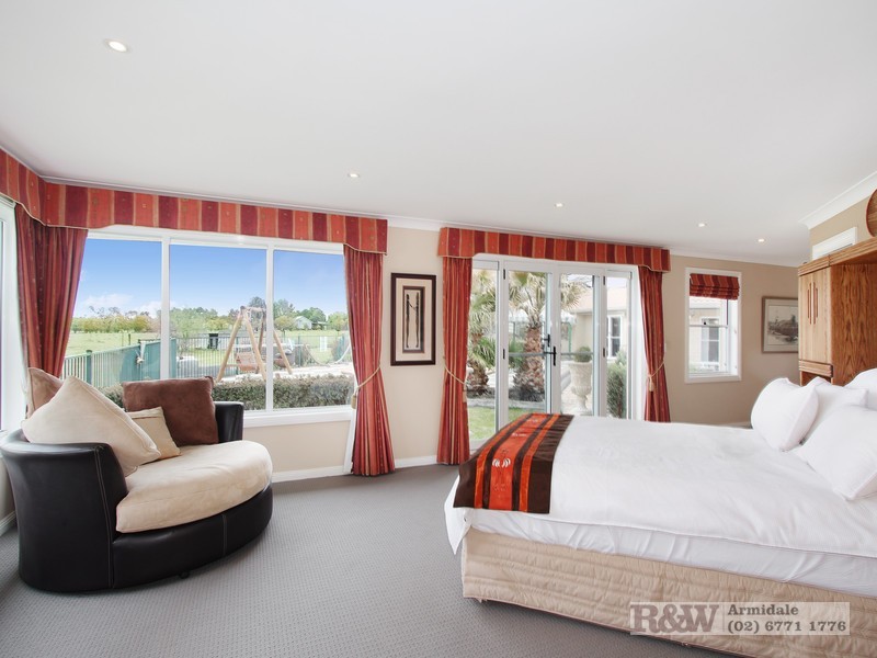 16 Rosetta Court, Saumarez, Armidale NSW 2350