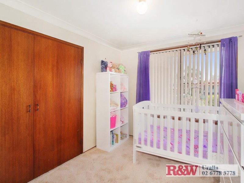 16 East Street, Uralla NSW 2358