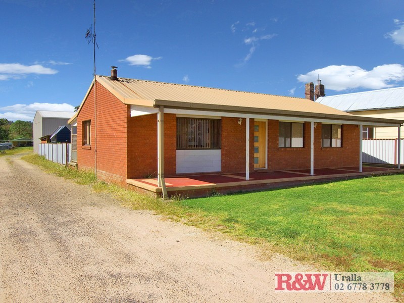 1 McGregor Street, Uralla NSW 2358