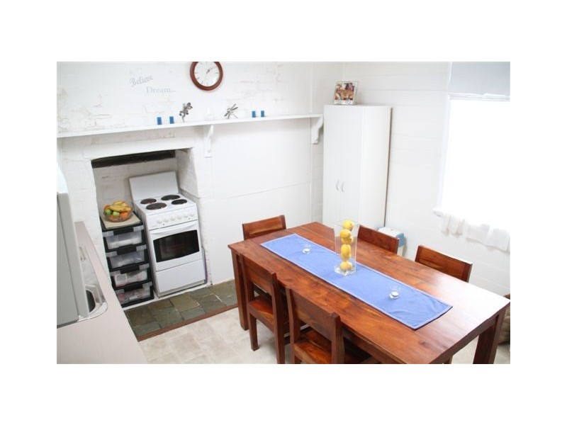 146 Bridge Street, Uralla NSW 2358