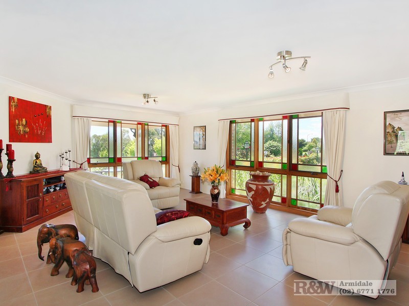 18 The Boulevarde, Armidale NSW 2350
