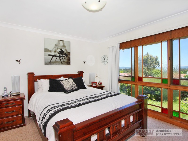 18 The Boulevarde, Armidale NSW 2350