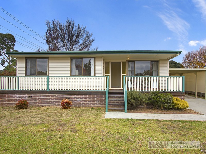210 Canambe Street, Armidale NSW 2350