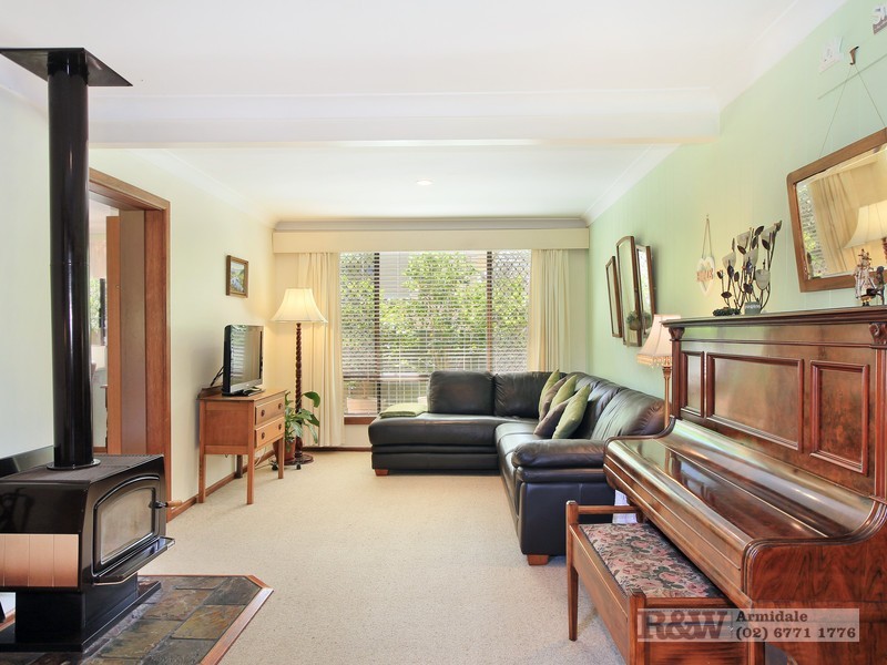 10 Bowman Avenue, Armidale NSW 2350