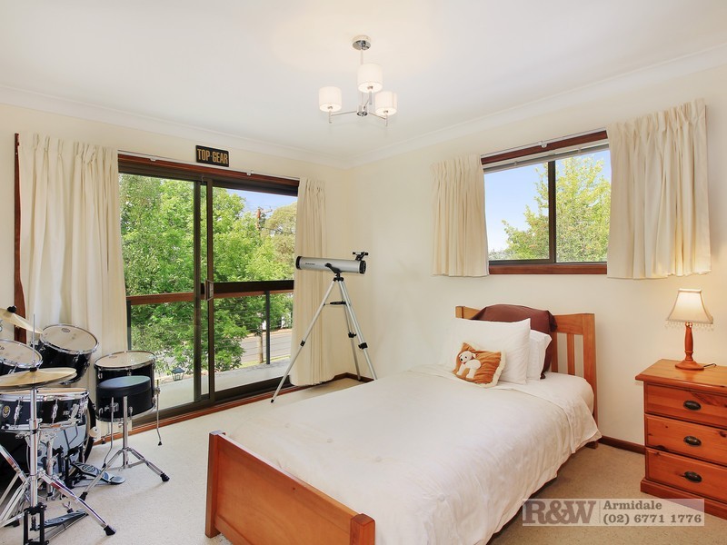 10 Bowman Avenue, Armidale NSW 2350