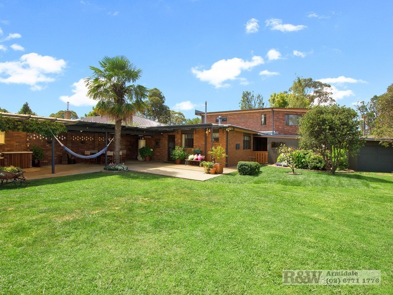 10 Bowman Avenue, Armidale NSW 2350