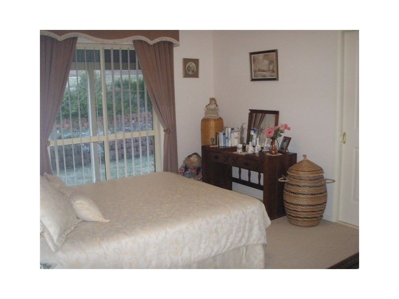 10 Fitzroy Street, Uralla NSW 2358