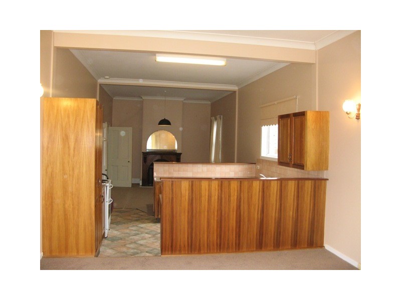 148 Barney Street, Armidale NSW 2350