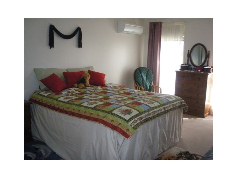 82 Queen Street, Uralla NSW 2358