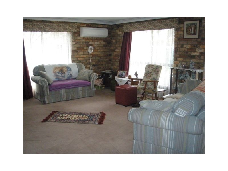 82 Queen Street, Uralla NSW 2358