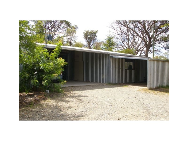 60 Devoncourt Road, Uralla NSW 2358