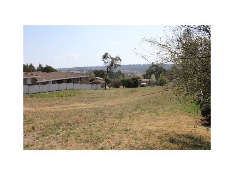 14 Nathaniel Pidgeon Drive, Armidale NSW 2350