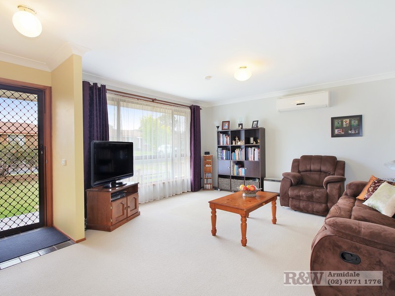 19 Centennial Close, Armidale NSW 2350