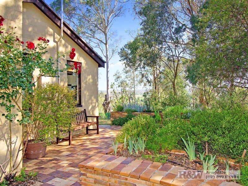 33 Box Hill Drive, Armidale NSW 2350