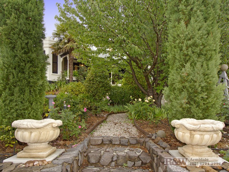 145 Mossman Street, Armidale NSW 2350