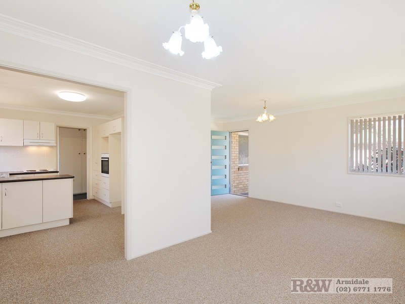 5 Oliver Ave, Armidale NSW 2350