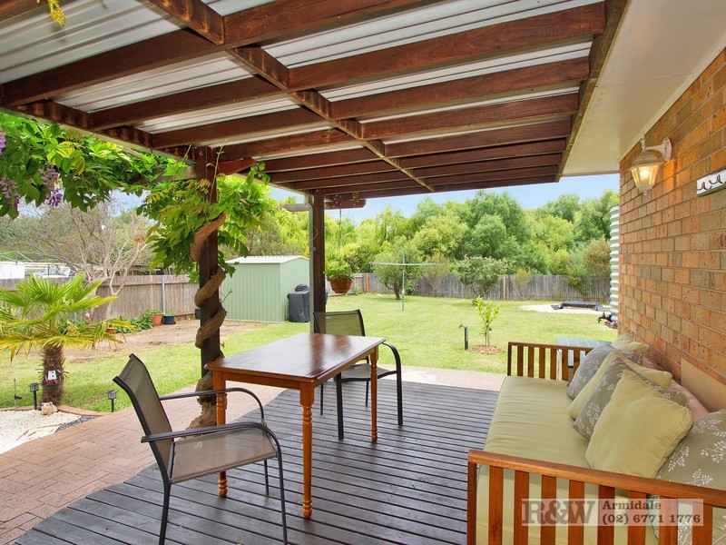 19 Centennial Close, Armidale NSW 2350