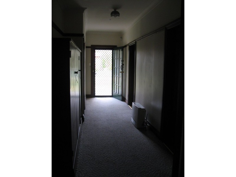 12 Samuelson Crescent, Armidale NSW 2350