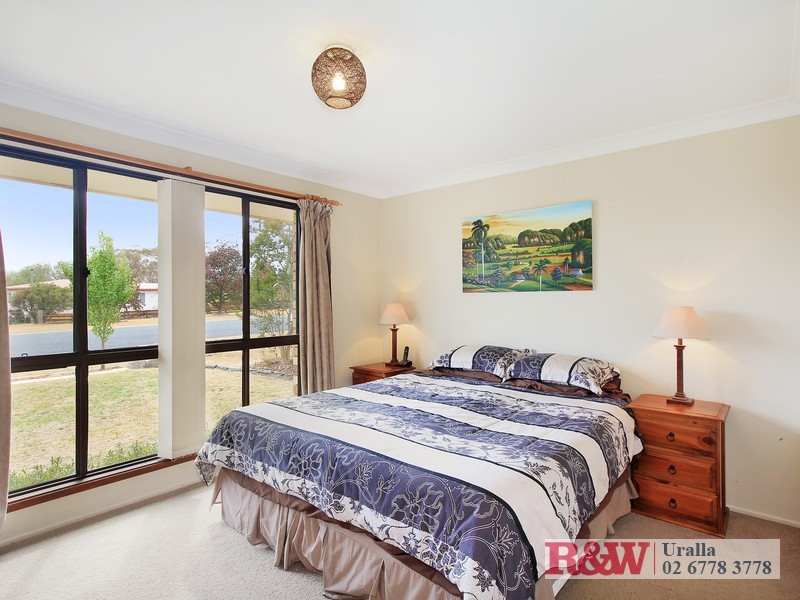 32 Dumaresq Street, Uralla NSW 2358