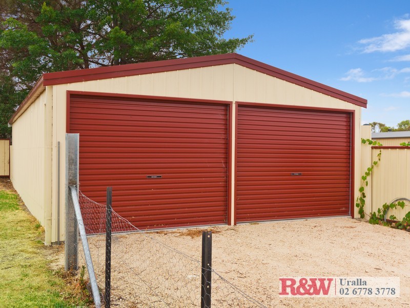 32 Dumaresq Street, Uralla NSW 2358