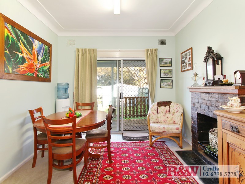 122 Bridge Street, Uralla NSW 2358