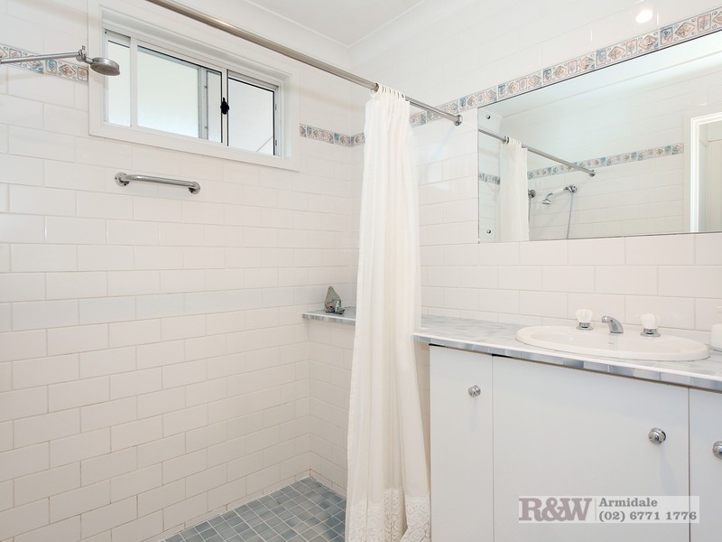 61 Gostwyck Street, Uralla NSW 2358