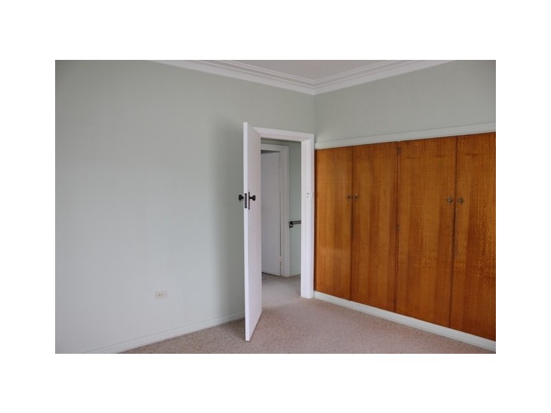 16 King Street, Uralla NSW 2358