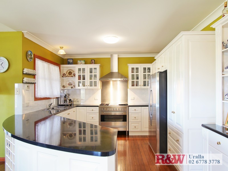 34 Panhandle Road, Uralla NSW 2358