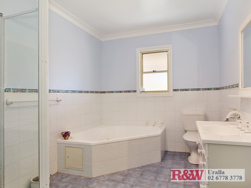 34 Panhandle Road, Uralla NSW 2358