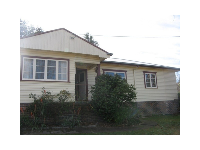 139 Kirkwood Street, Armidale NSW 2350