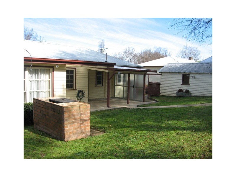 139 Kirkwood Street, Armidale NSW 2350