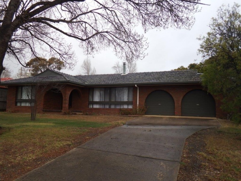 12 Dalton Drive, Armidale NSW 2350