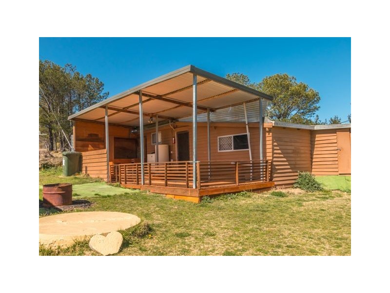 3 McDonald Lane, Rocky River NSW 2358