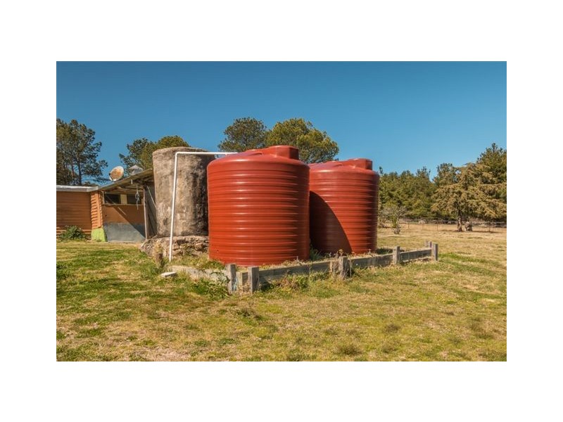 3 McDonald Lane, Rocky River NSW 2358