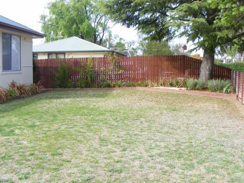 17 Jones Avenue, Armidale NSW 2350