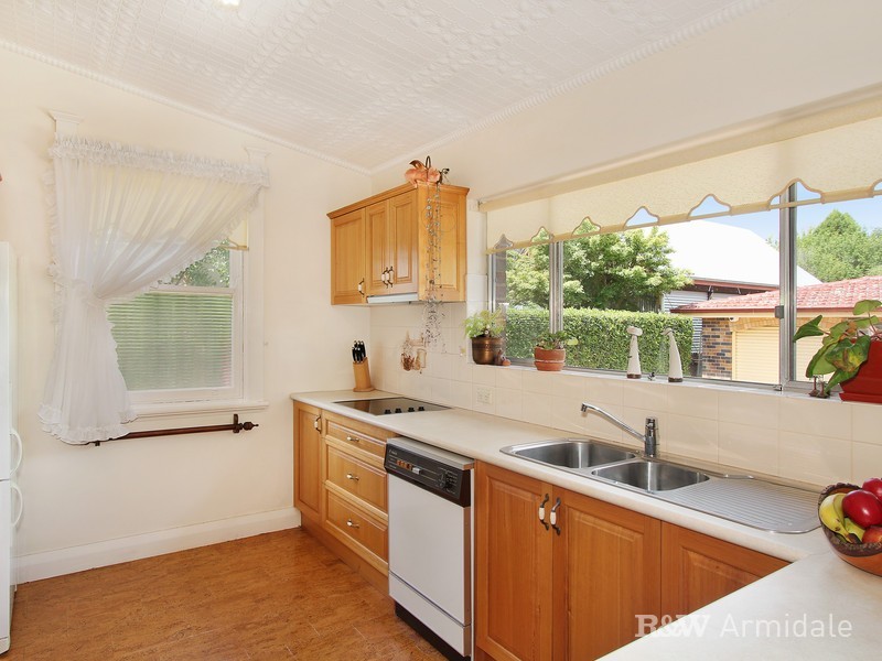 136 Brown Street, Armidale NSW 2350