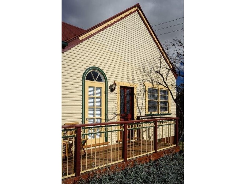 173 Brown Street, Armidale NSW 2350